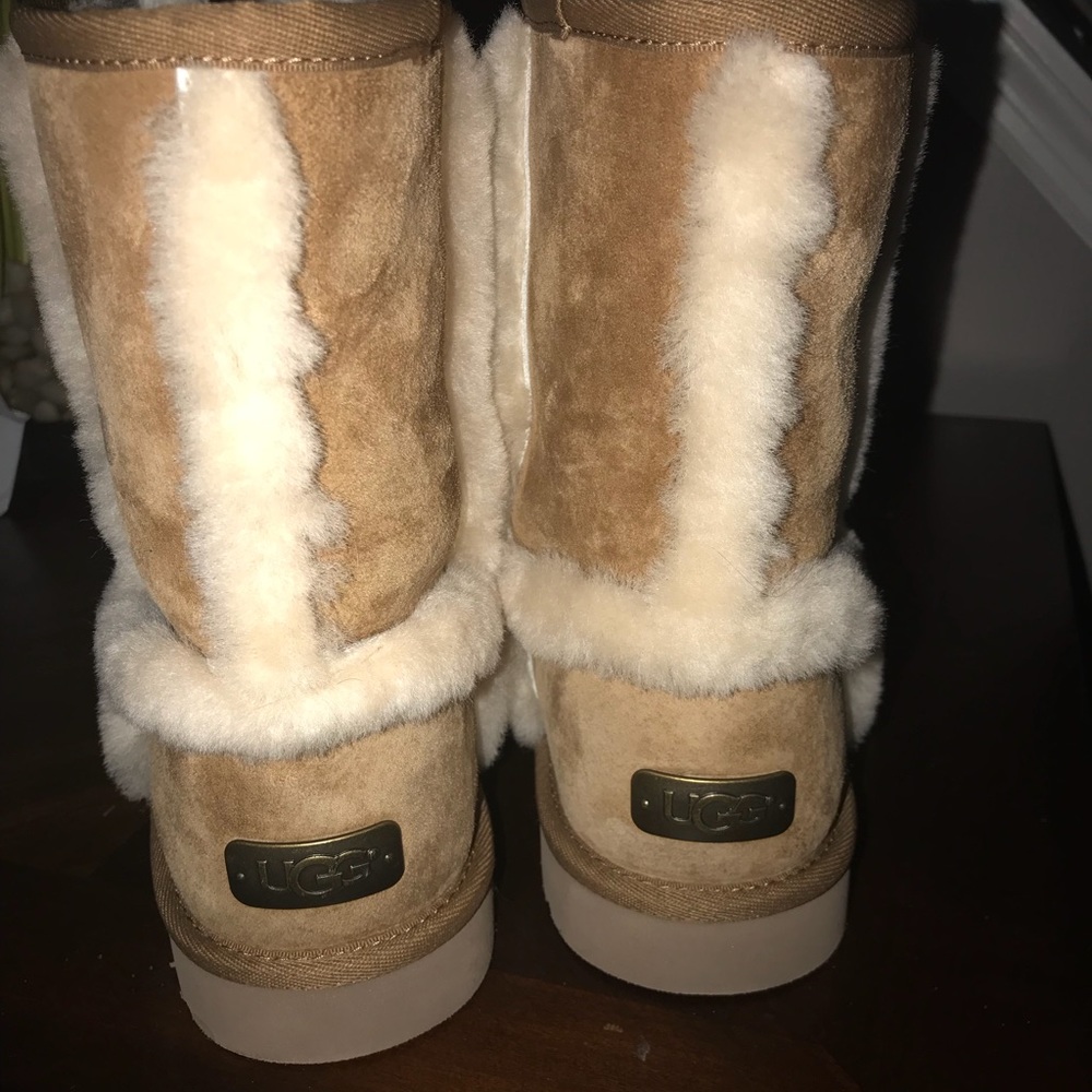 Uggs size 6